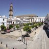 Plaza Mayor con Ayuntamiento y Torre